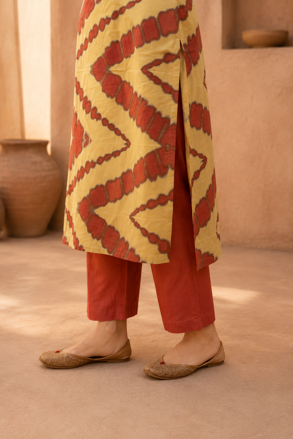 Mustard & Cream Abstract Printed Sleeveless Kurta Pant Set